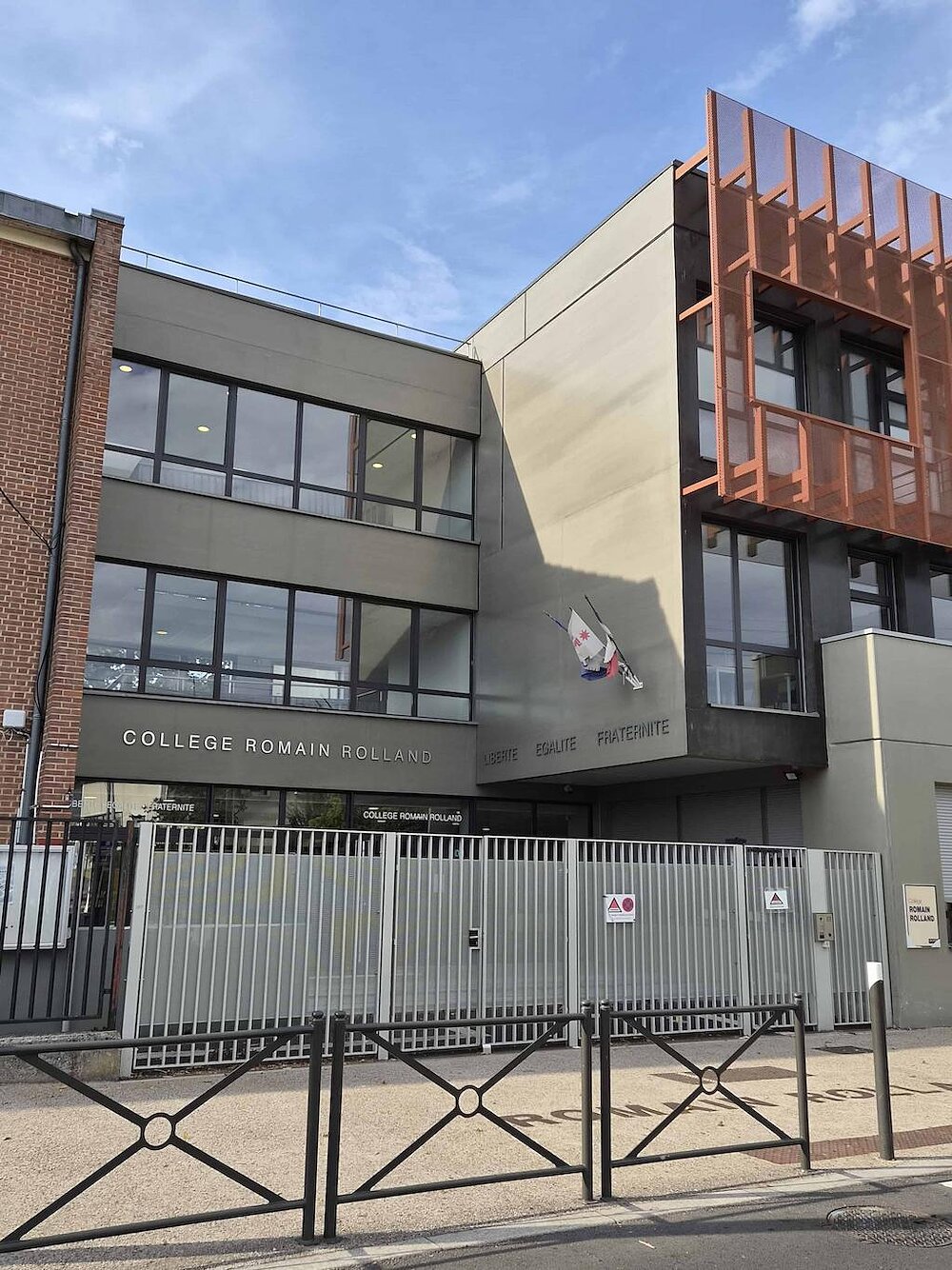 Collège Romain Rolland à Tremblay-en-France, lieu du bal des troisièmes