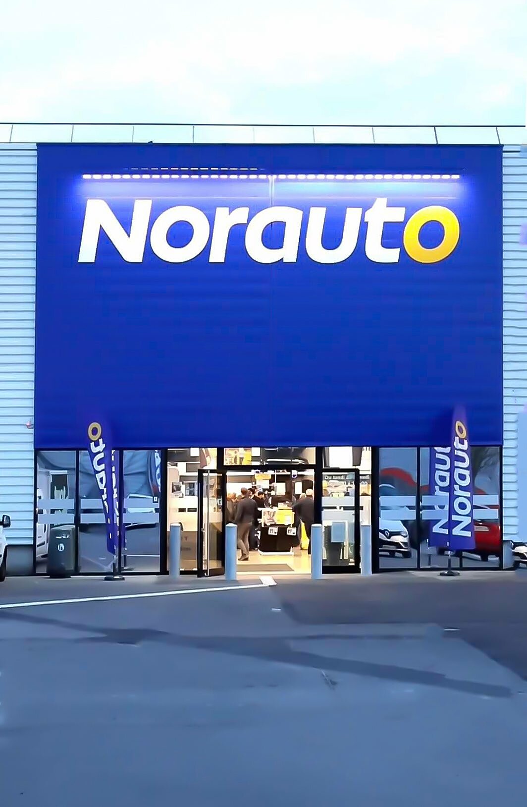 Inauguration centre Norauto