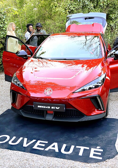 Lancement gamme MG électrique présentation MG4 EV événement entreprise Seine-et-Marne