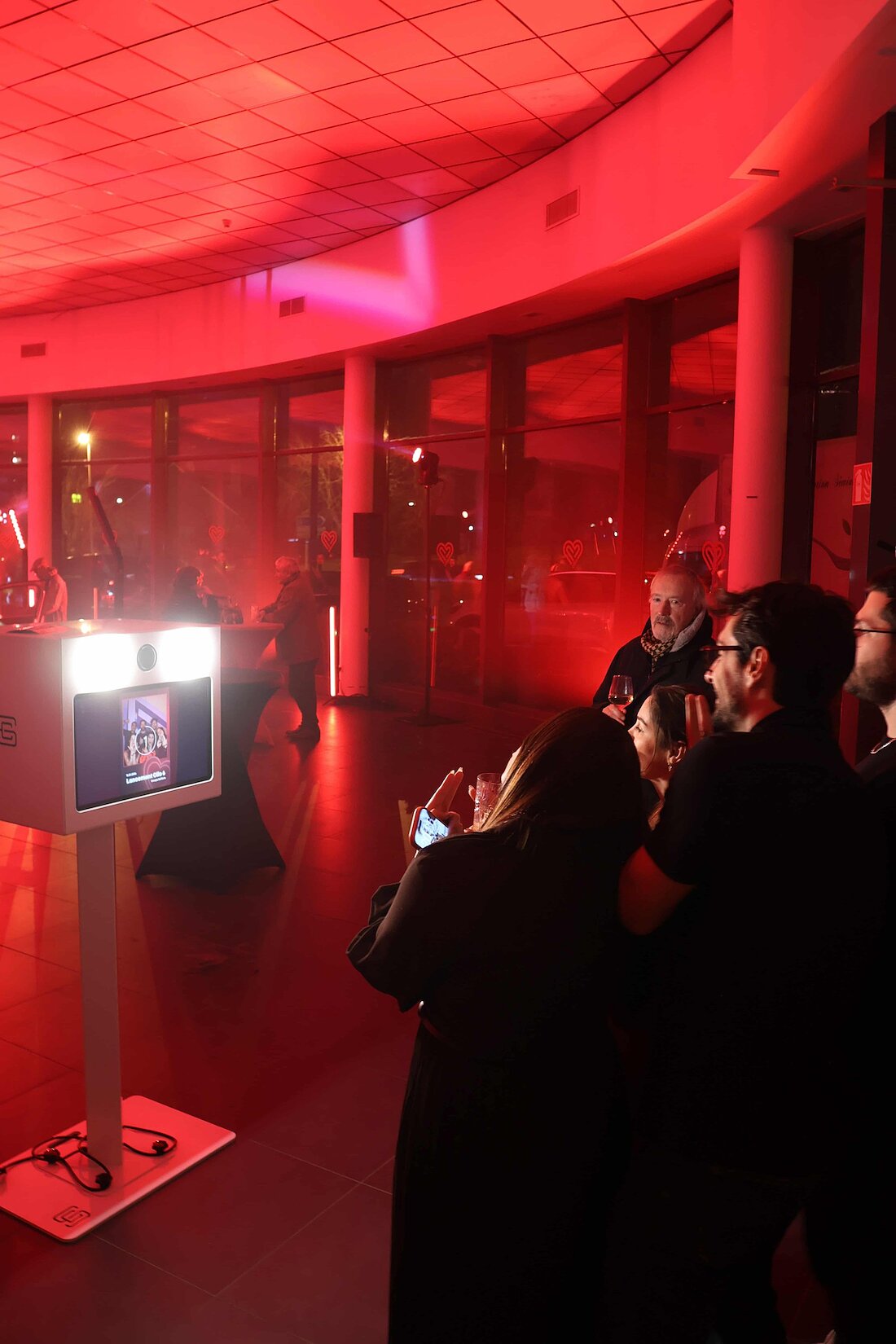 Invités animation photobooth lancement Clio 6 - concession Renault Chanteloup-en-Brie janvier 2026