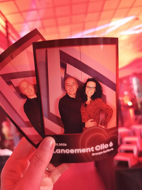 Tirages photo imprimés lancement Clio 6 Groupe Sofibrie - photobooth concession Renault