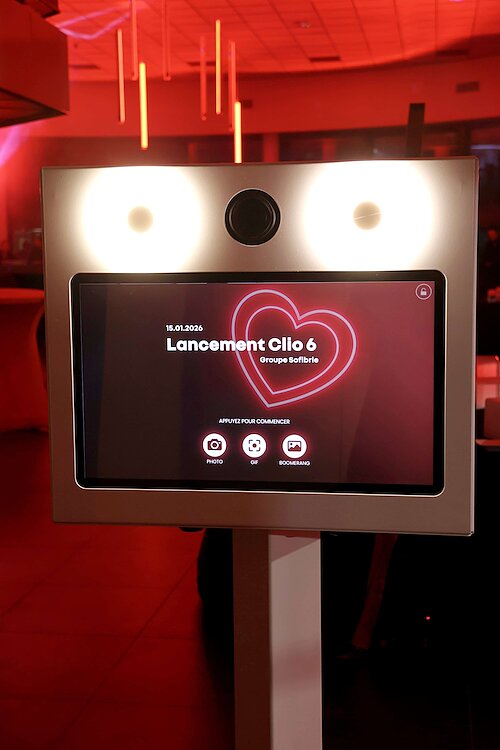 Écran personnalisé photobooth lancement Clio 6 - 15 janvier 2026 Groupe Sofibrie Renault