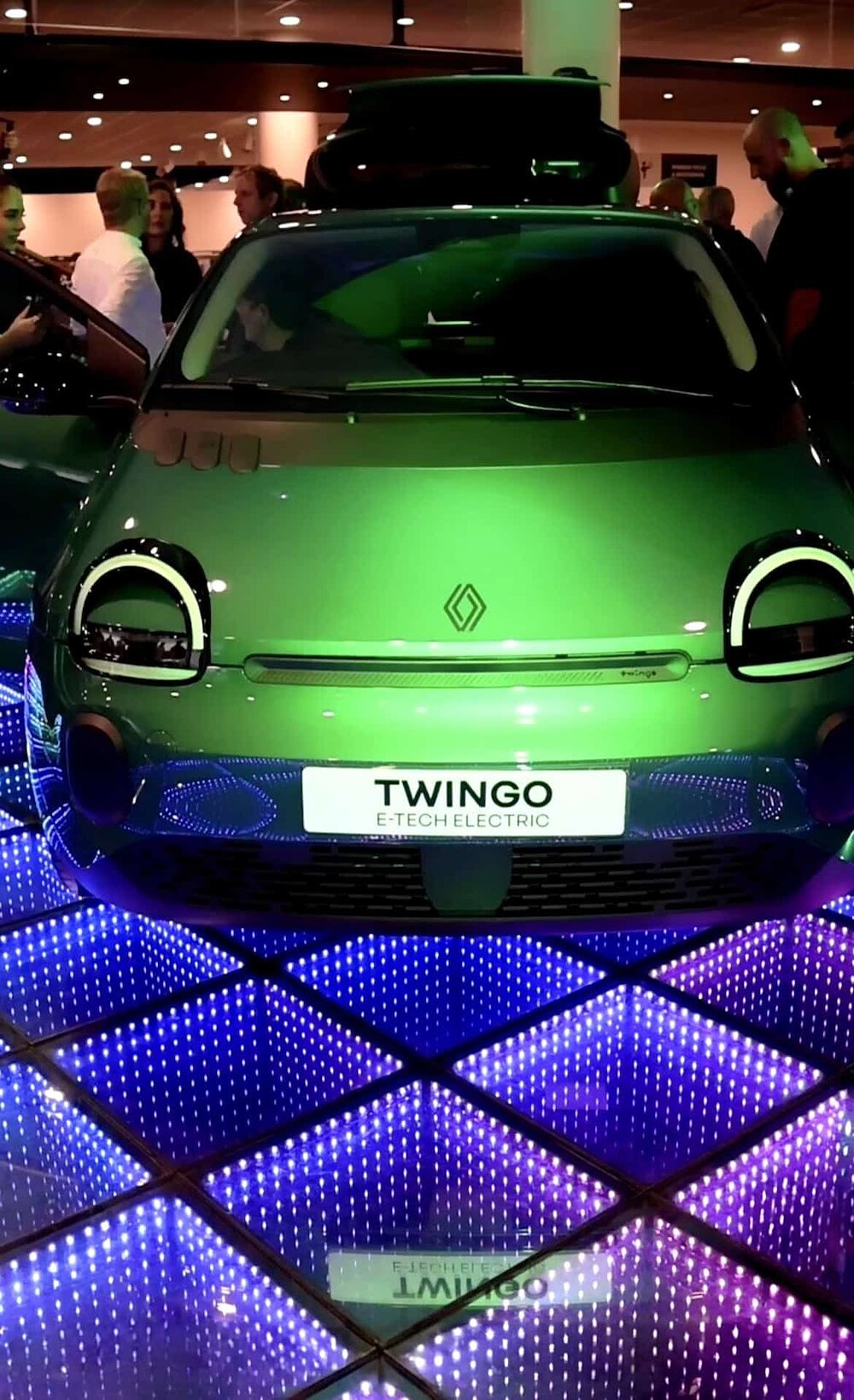 Reveal Renault Twingo E-Tech Electric - lancement produit concession Chanteloup-en-Brie 9 avril 2026